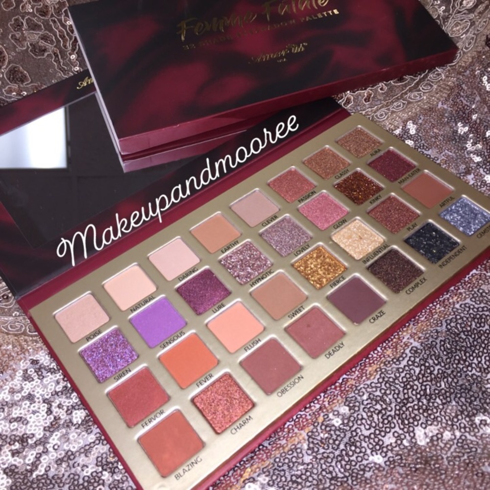 Femme Fatale eyeshadow palette Amorus